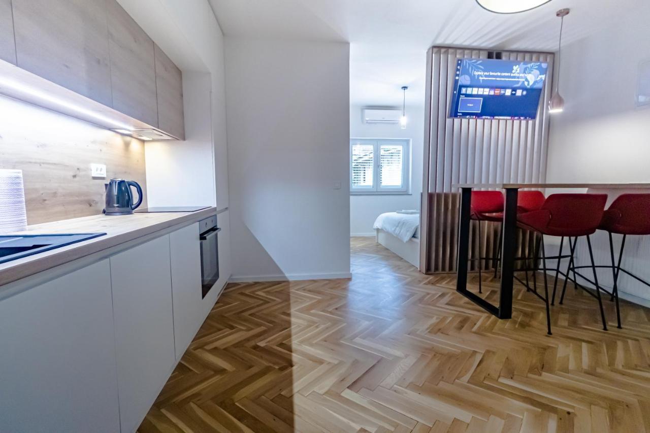 Tkalcha Studio Deluxe Apartamento Zagreb Exterior foto